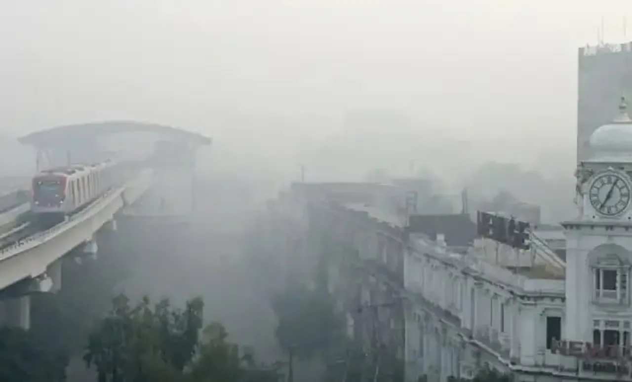 As Lahore's AQI Touches 1900, Pakistan Blames 'Winds From India'