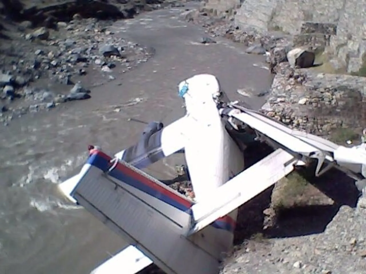 Nepal | Two pilots killed in cargo plane crash