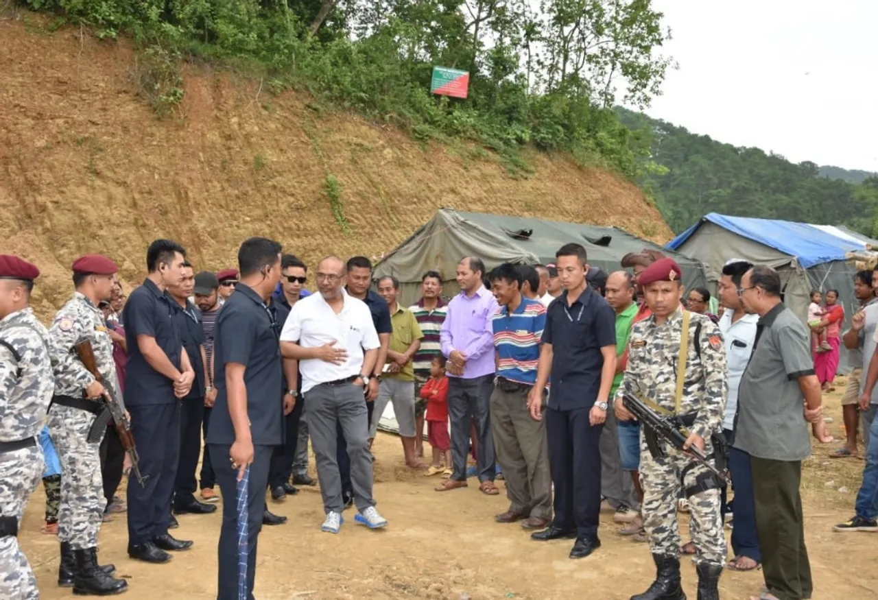 Manipur CM meets flood victims; asks Centre for assistance