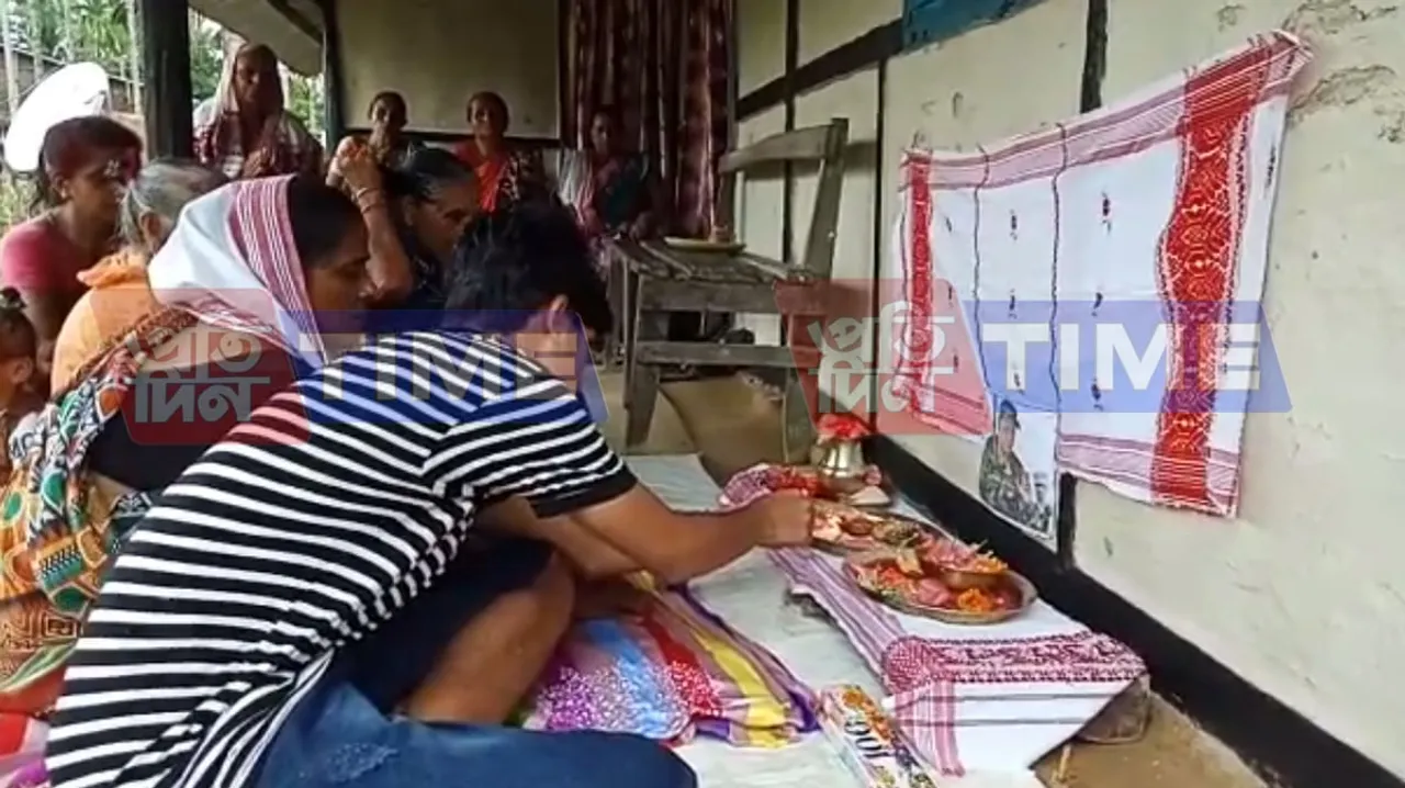 Protest at Jagun; family of Dinanath Upadhyay offer prayers to Paresh Baruah
