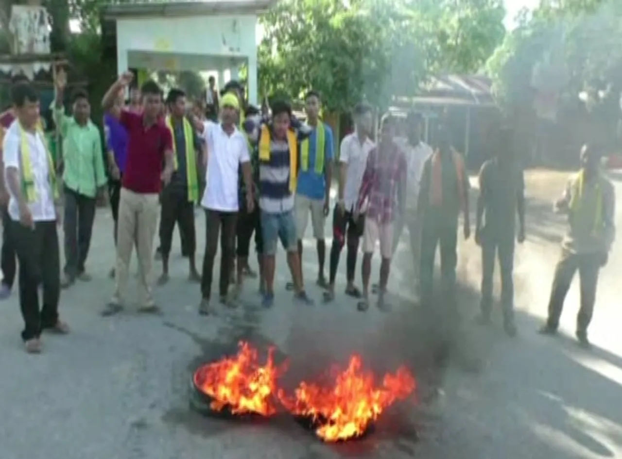 Sporadic violence marks Koch – Rajbonshi’s Assam bandh