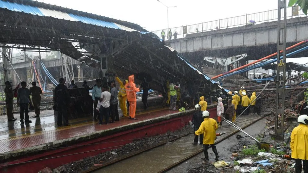 Bridge collapses in Mumbai’s Andheri, five injured