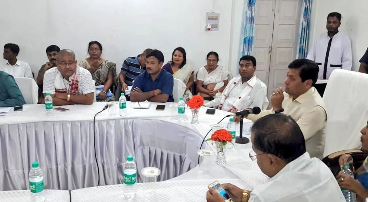 CM Sonowal reviews implementation and progress of DAY-NRLM in Dibrugarh