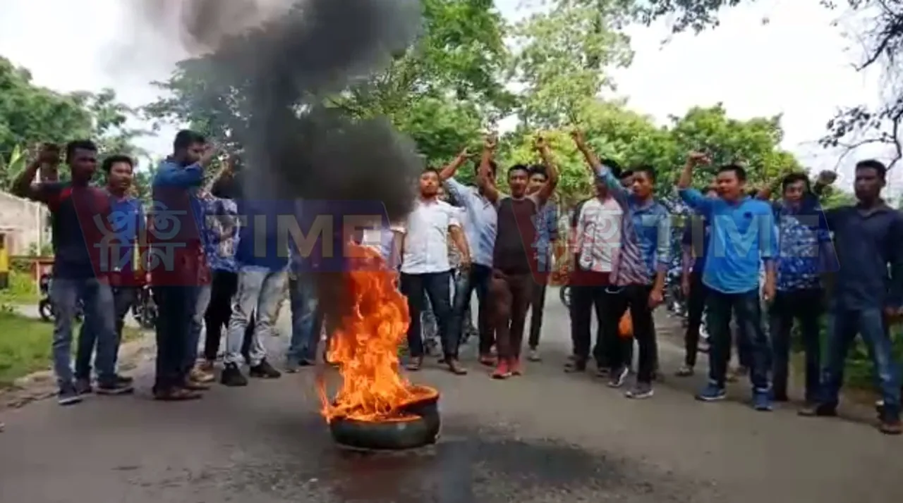 Six communities Assam bandh affects upper Assam, western Assam; bandh time reduced to 12 hours