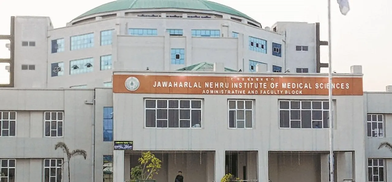 Senior Resident Doctors launch indefinite strike in JNIMS