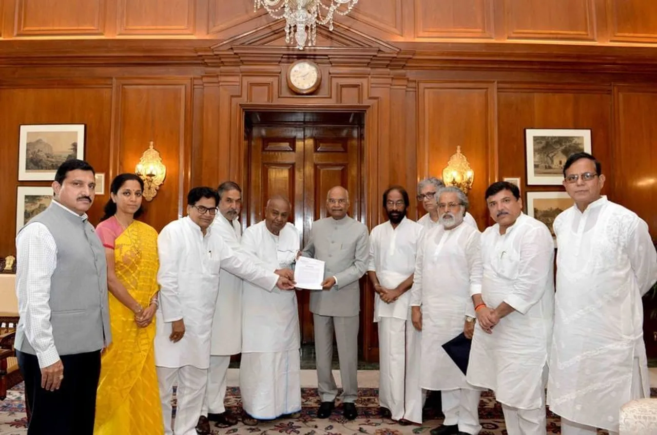 Opposition meets President to ensure no Indian is excluded from NRC list