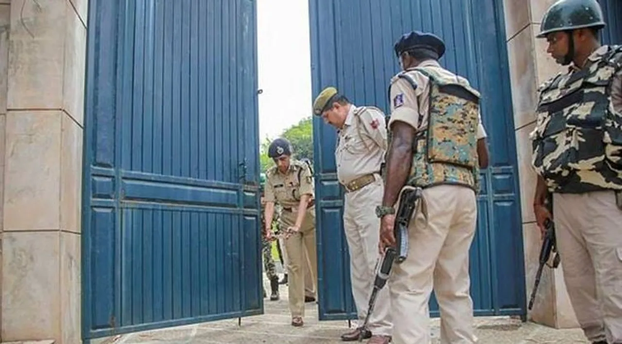 Alleged security breach at former CM Farooq Abdullah’s residence, intruder shot dead
