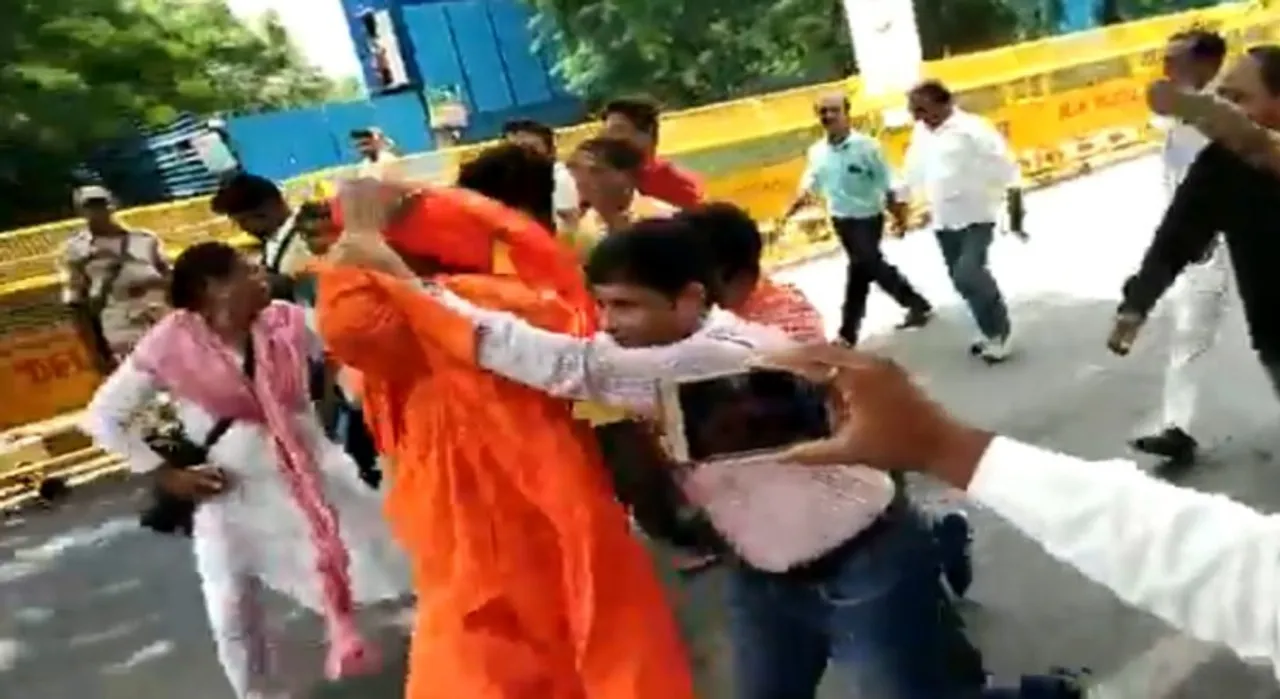 Swami Agnivesh attacked again, near BJP office