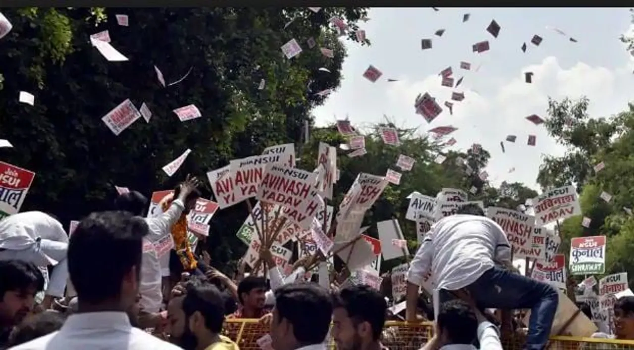 Clashes, faulty EVMs delay DUSU election results