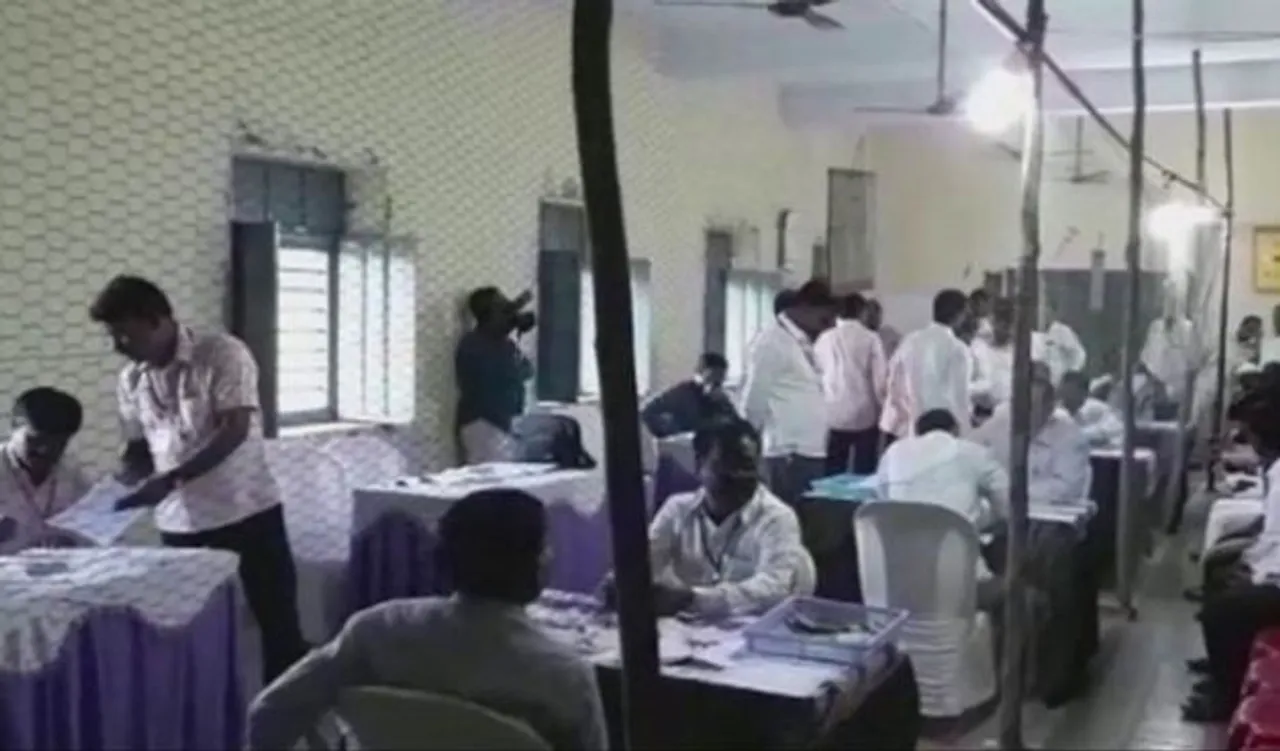 BJP suffers setback in K’taka urban polls