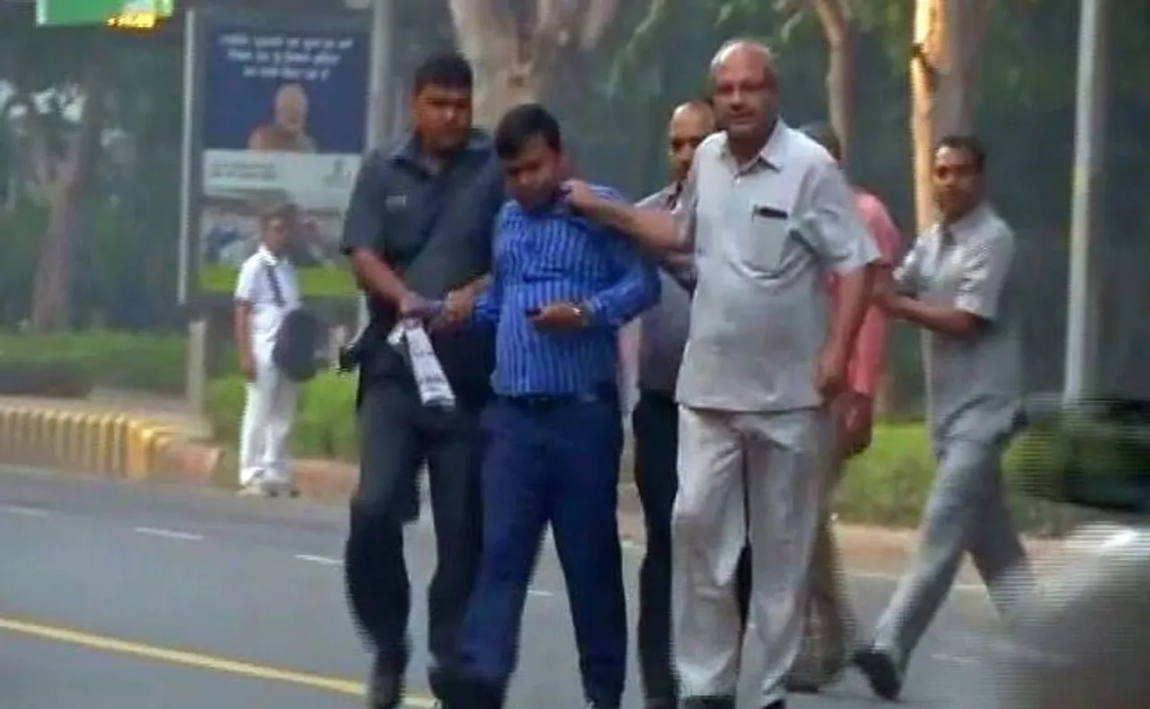 4 men caught lurking outside CBI Director’s residence