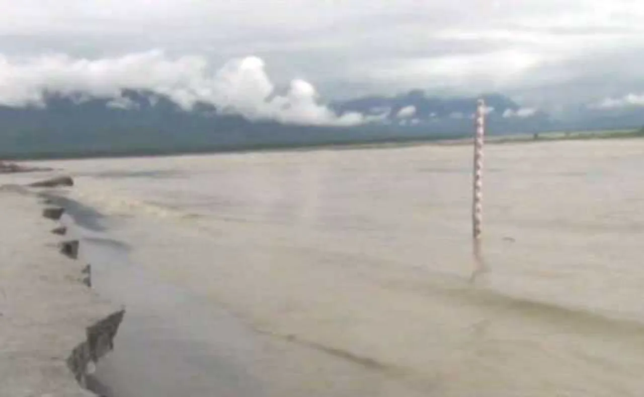 China alerts India of possible flood in Brahmaputra