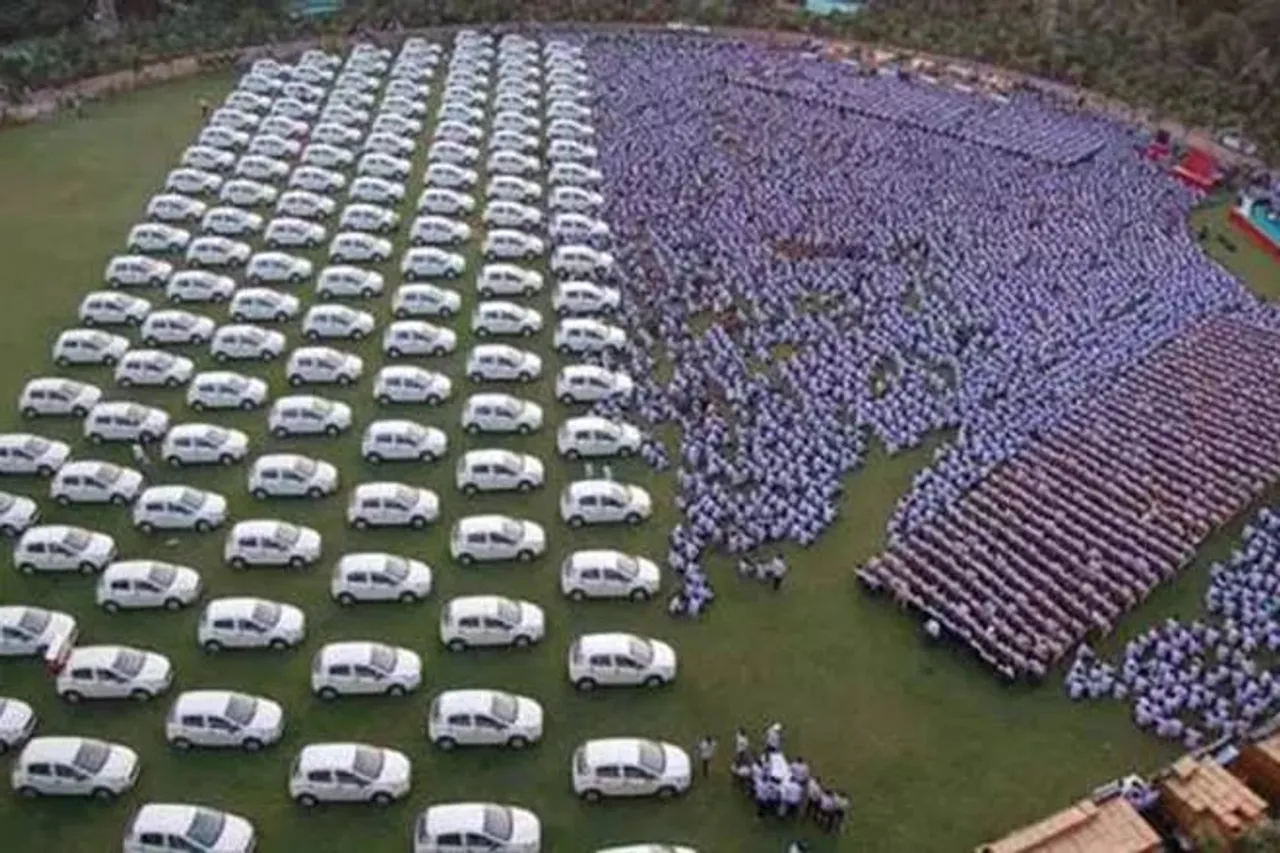 New cars as Diwali gifts to 600 employees