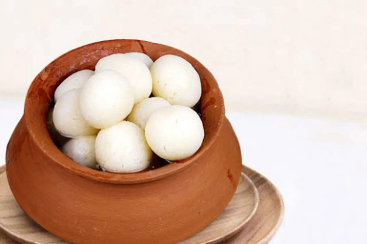 WB celebrates ‘Rosogolla Dibas’