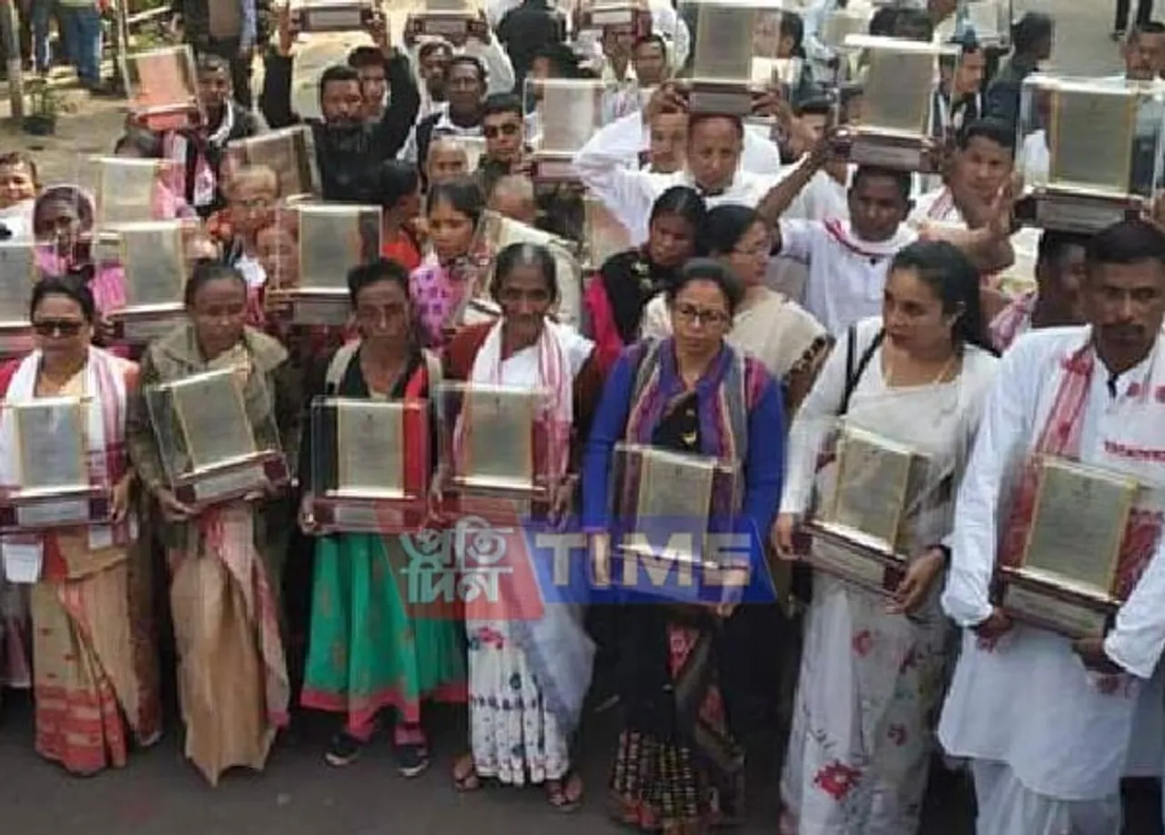 CAB: Martyr’s families to return Assam Govt. honour