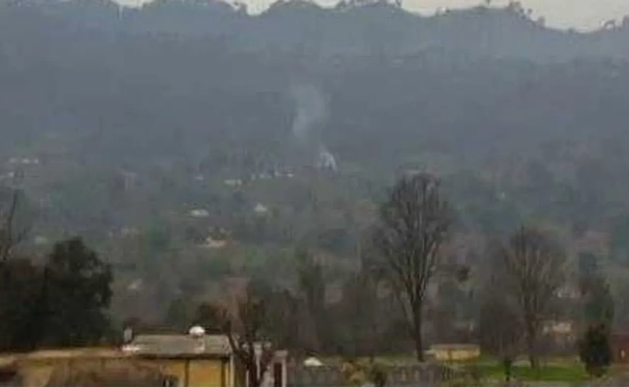 Pakistan violates ceasefire; heavy shelling along LoC