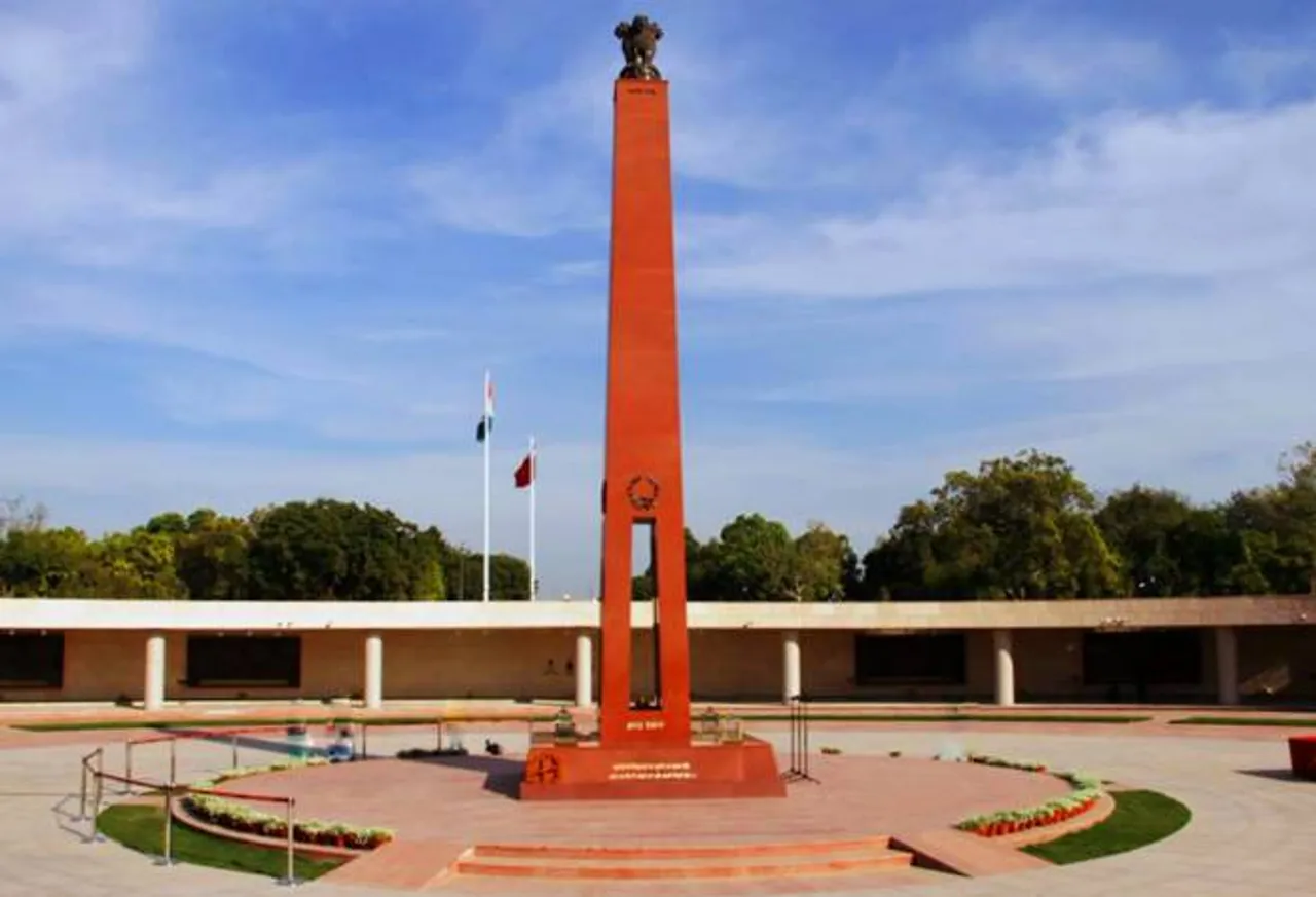 PM unveils National War memorial