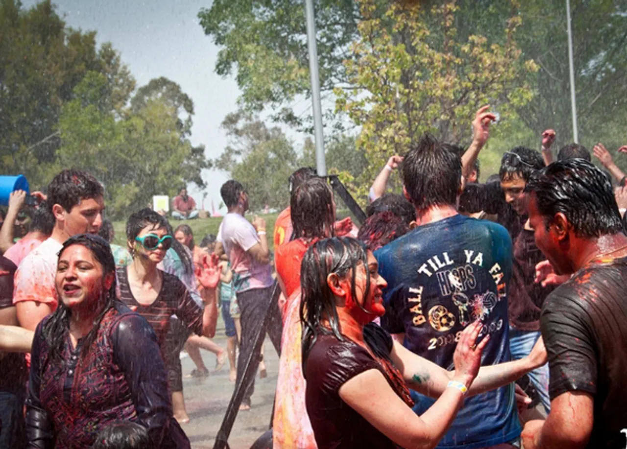 Holi: No rain dance in Guwahati