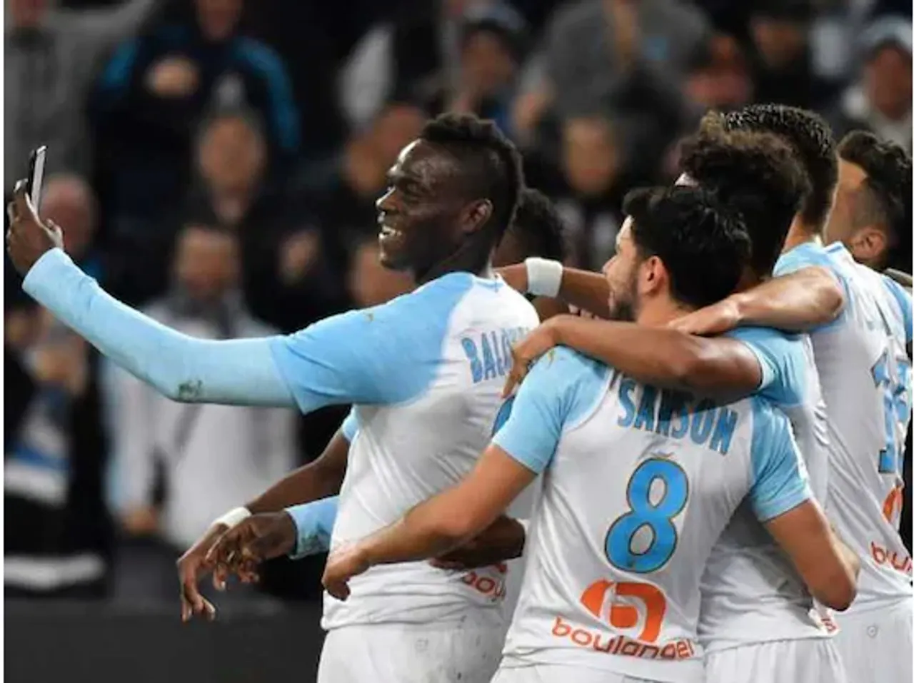 Score a goal and celebrate it in Instagram!