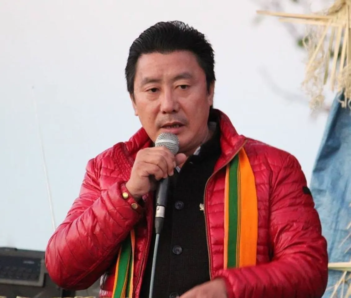 Mob sets ablaze Arunachal’s MLA residence