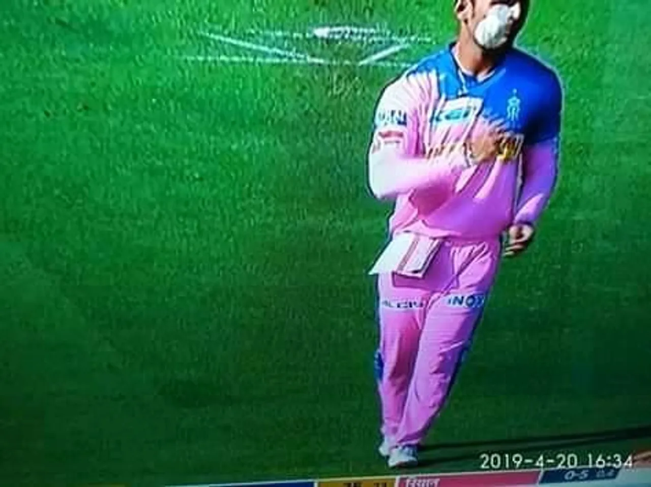 Riyan Dons Gamusa During IPL Match