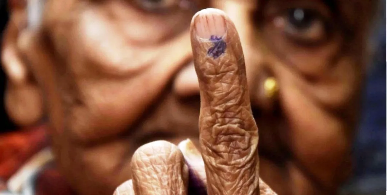 PM Modi Lauds EC On National Voters Day