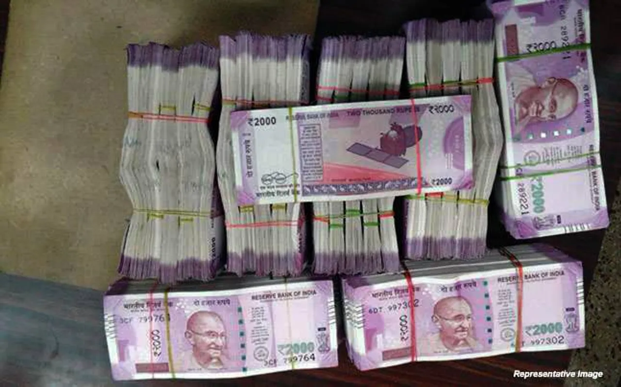 IT Dept Seized Over Rs. 7.33 crores