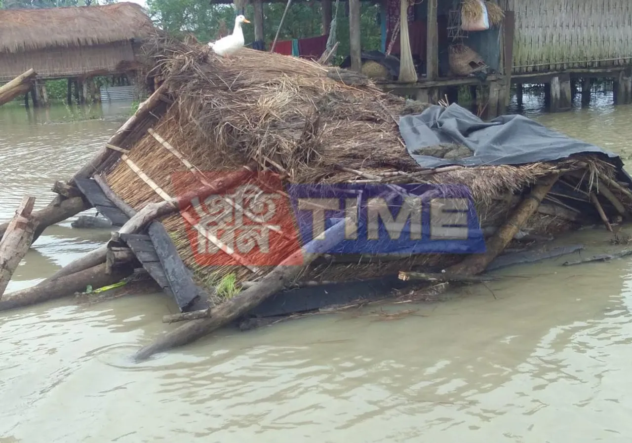 Increasing waters sweep away two families in Chabua
