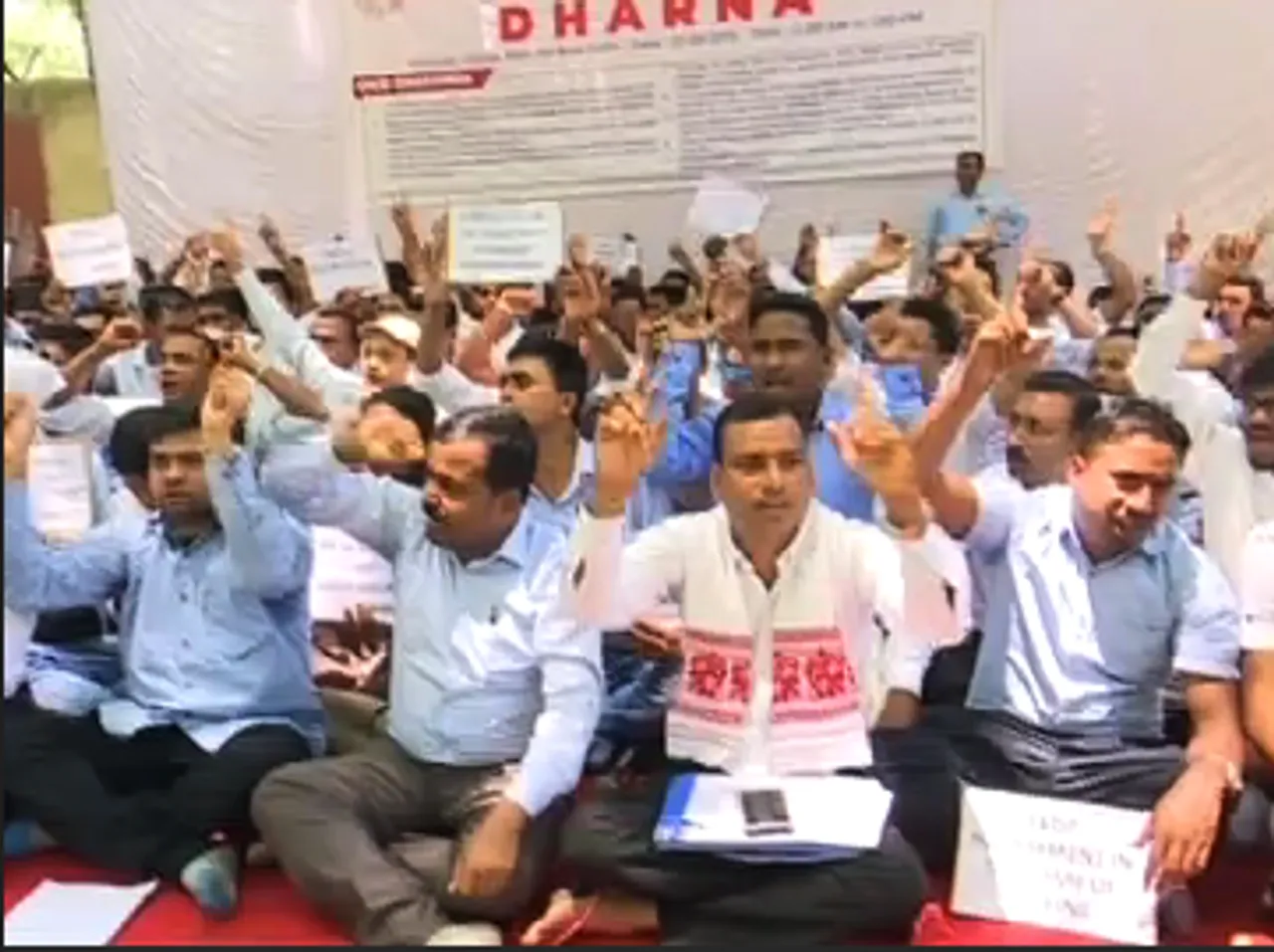 AAMSU stages protest in New Delhi, alleges minorities’ harassment
