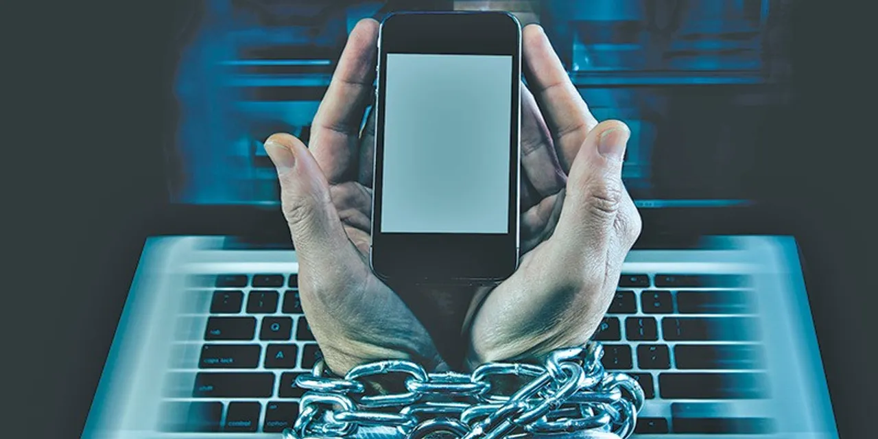 80.7% Of The Youths are Internet Addict