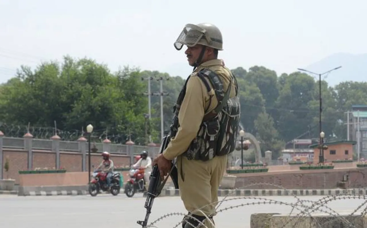 J&K now two UTs