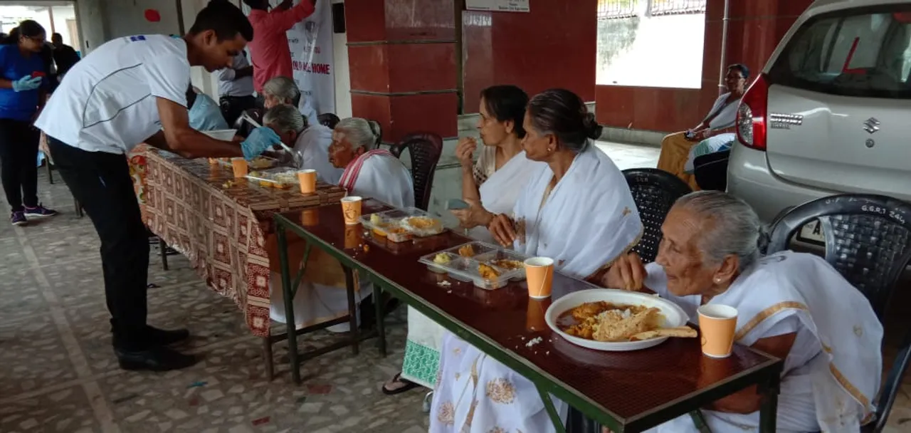 A Day In Mother Old Age home