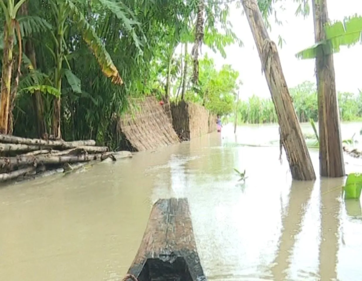 10 die as Assam flood situation remains grim