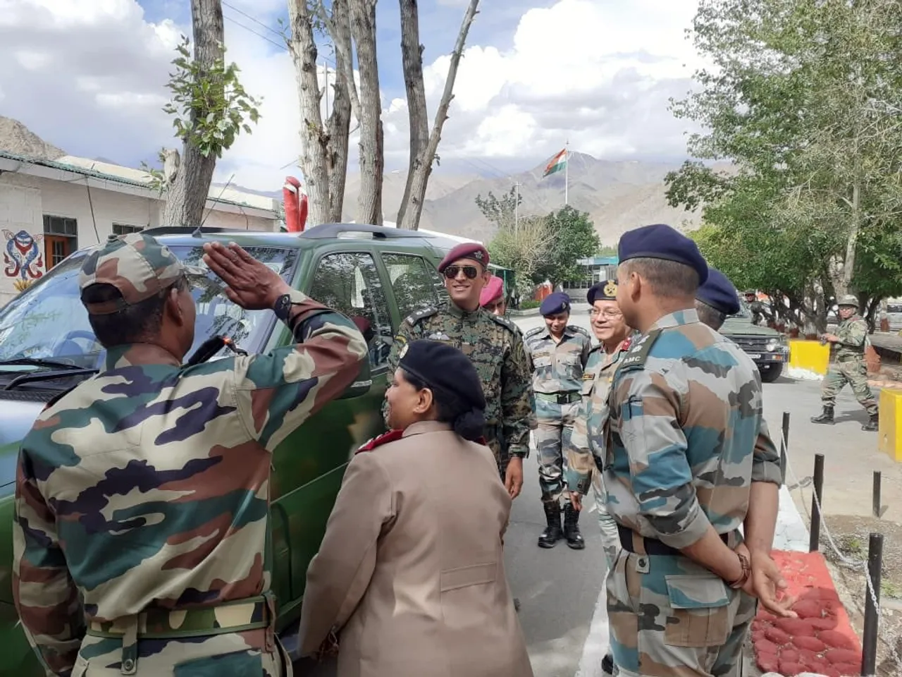 How MS Dhoni Observes I-day