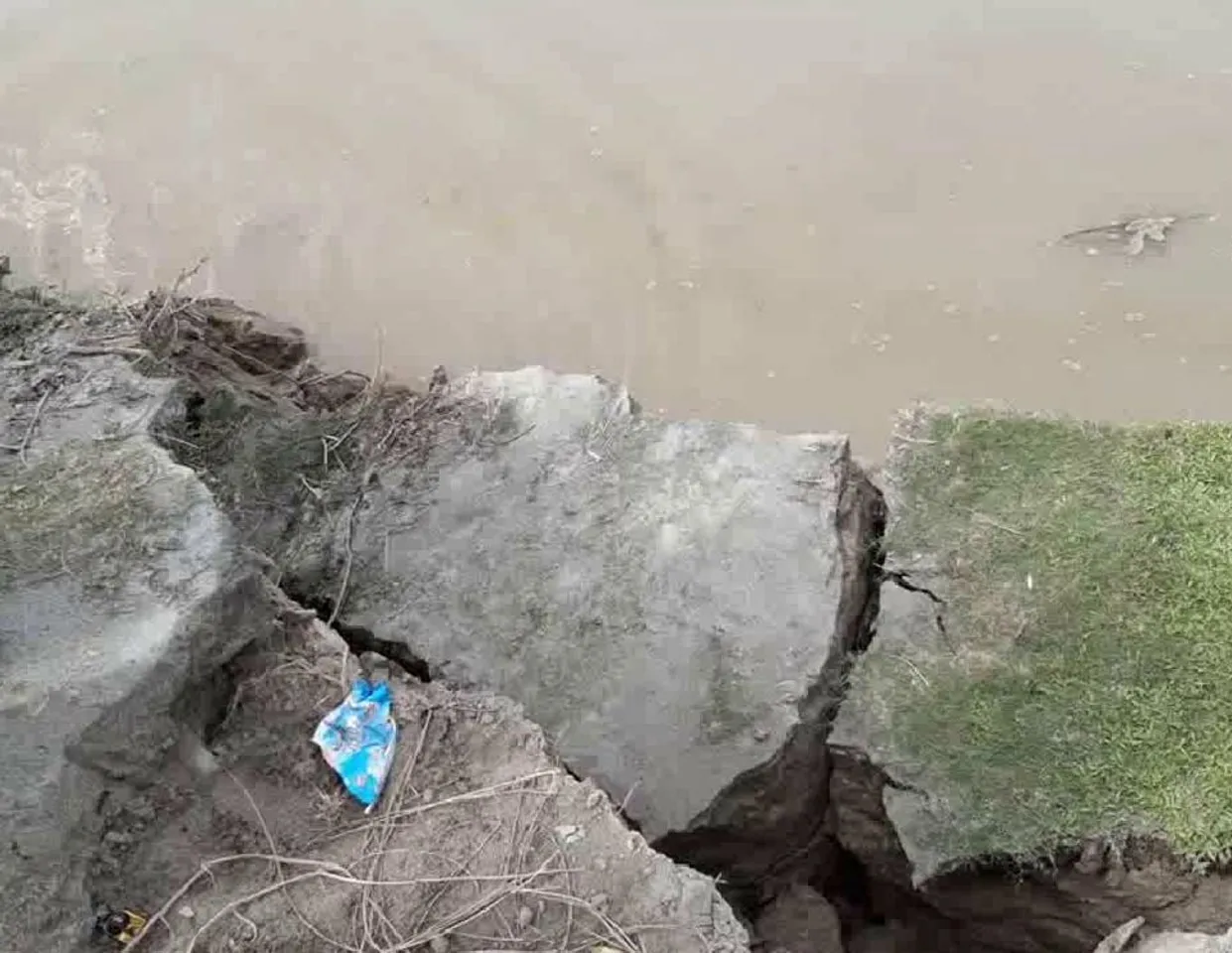 Erosion Wreaks Havoc in Burhachapori