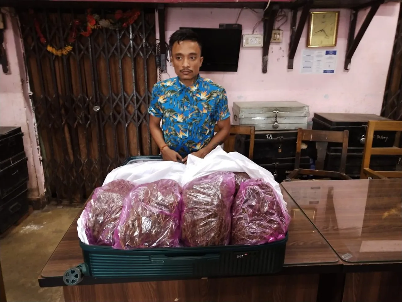 One arrested in Guwahati Railway Station; Ganja seized