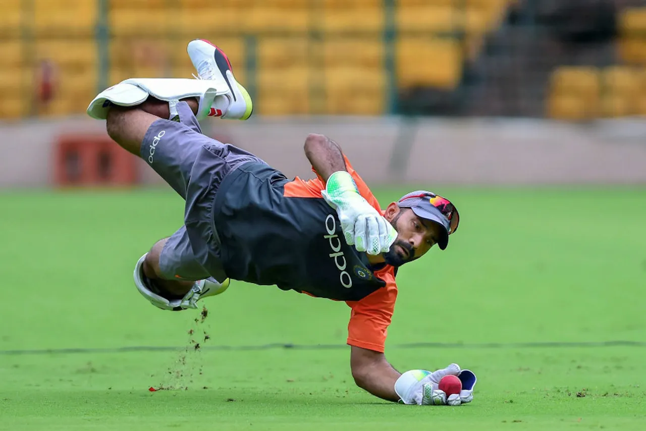 BCCI’s Showcause notice to Dinesh Karthik