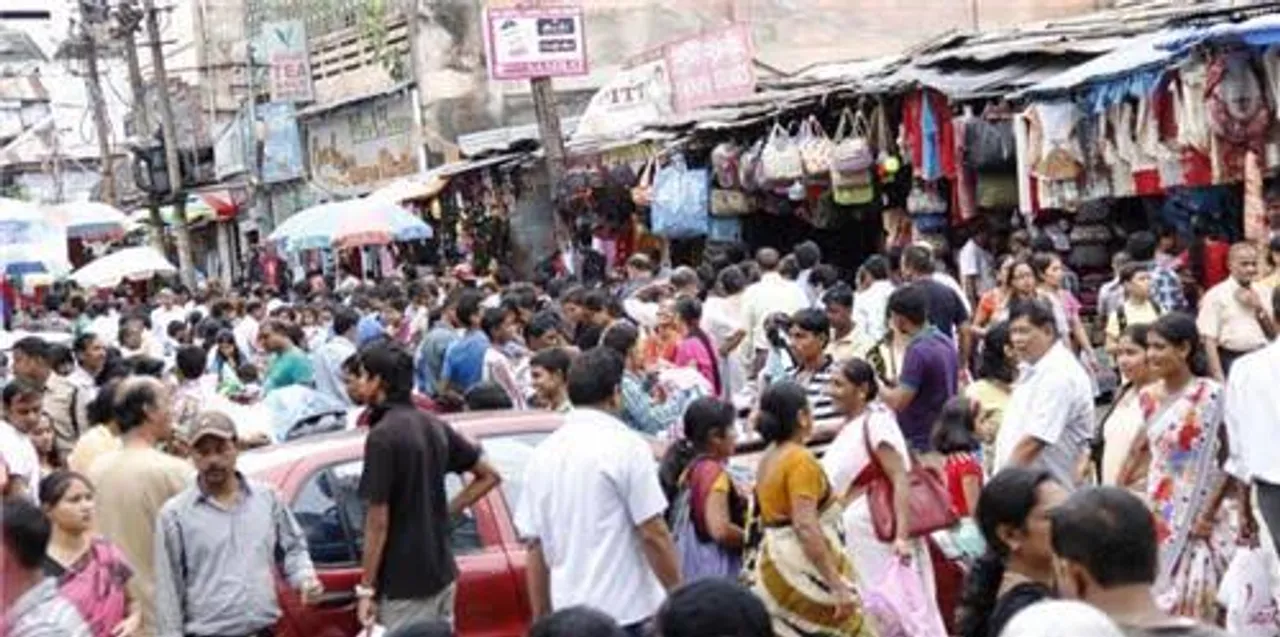 GUWAHATI | Traders harassed for puja donations