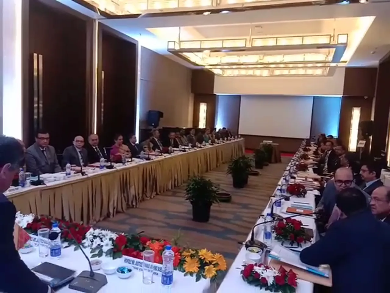 Judges should not busy with Social media: Justice Sarad Arvind