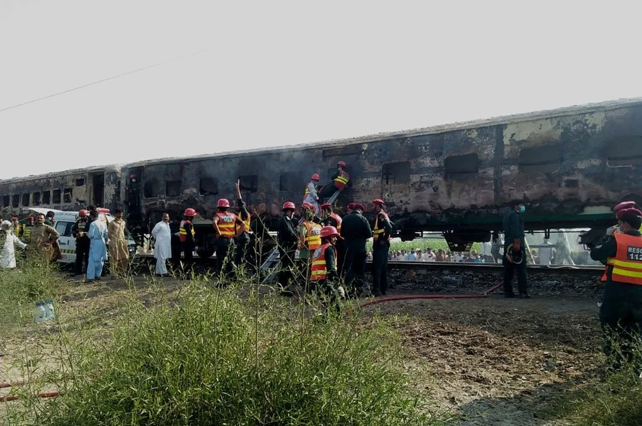 Pakistan train fire: Death toll rises to 65