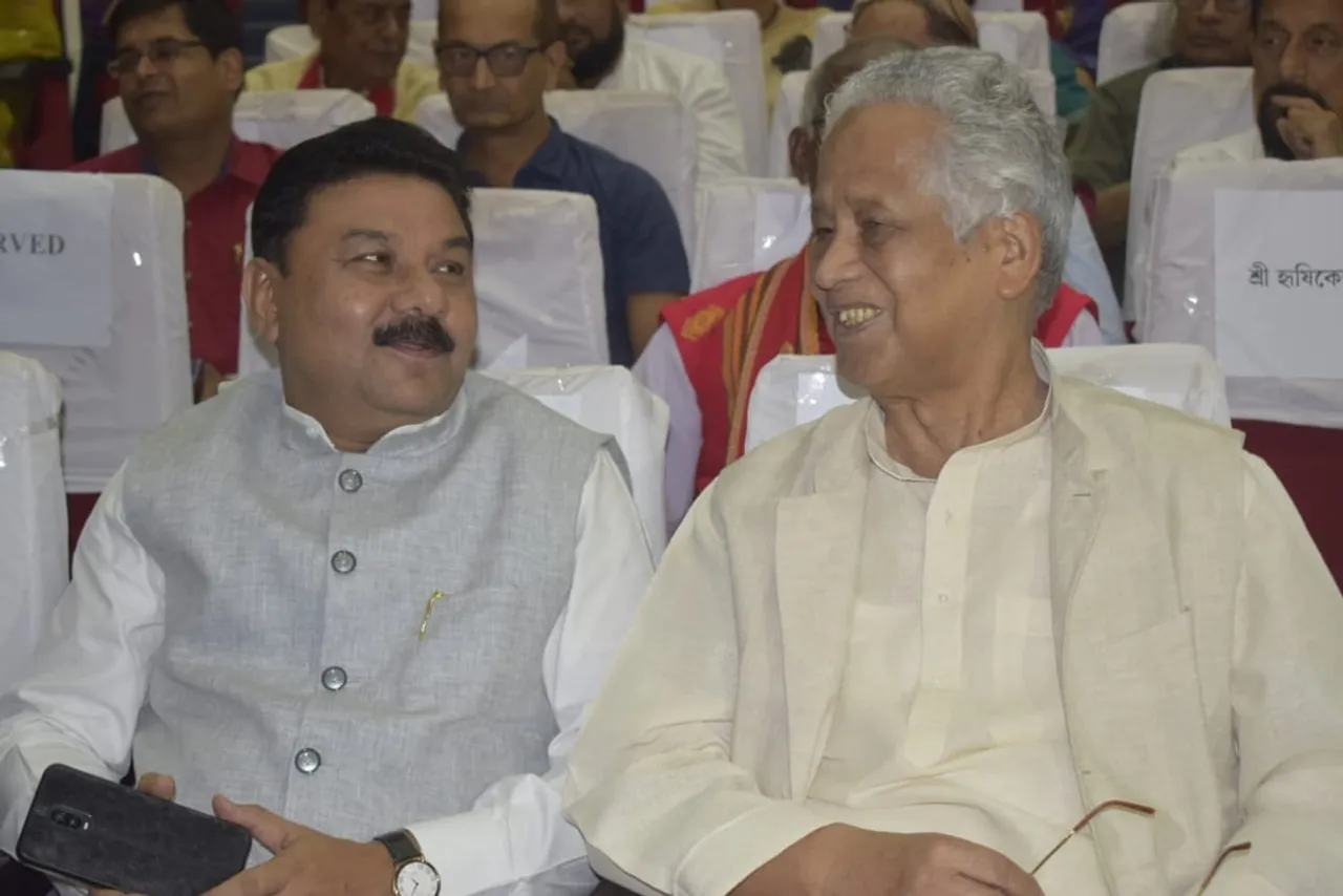 Tarun Gogoi praises Sadin-Pratidin Group
