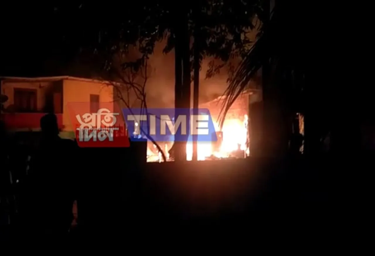 Devastating Fire breaks out at Krishna Nagar