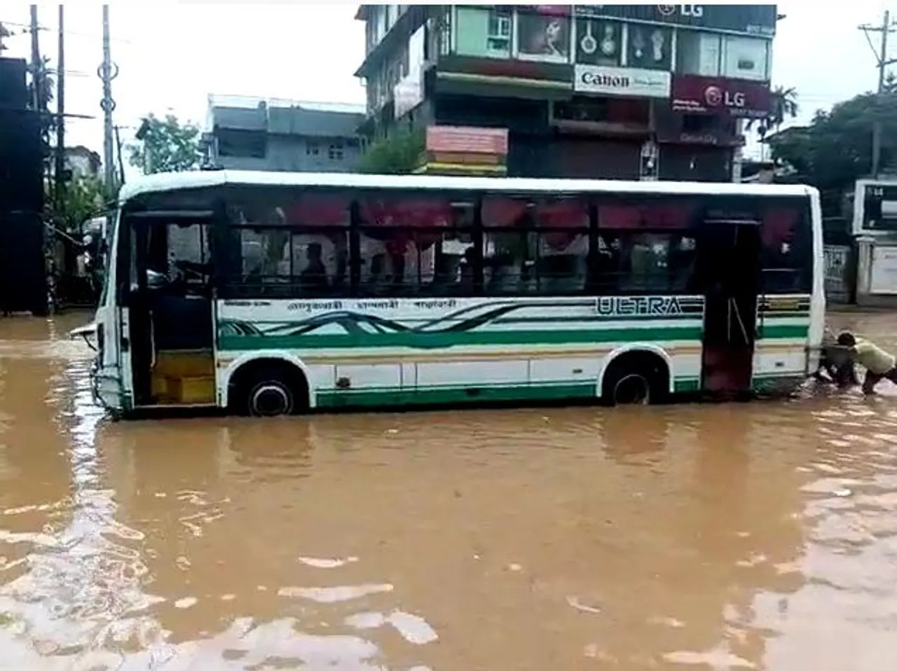 Flood dampens Puja spirit in Guwahati
