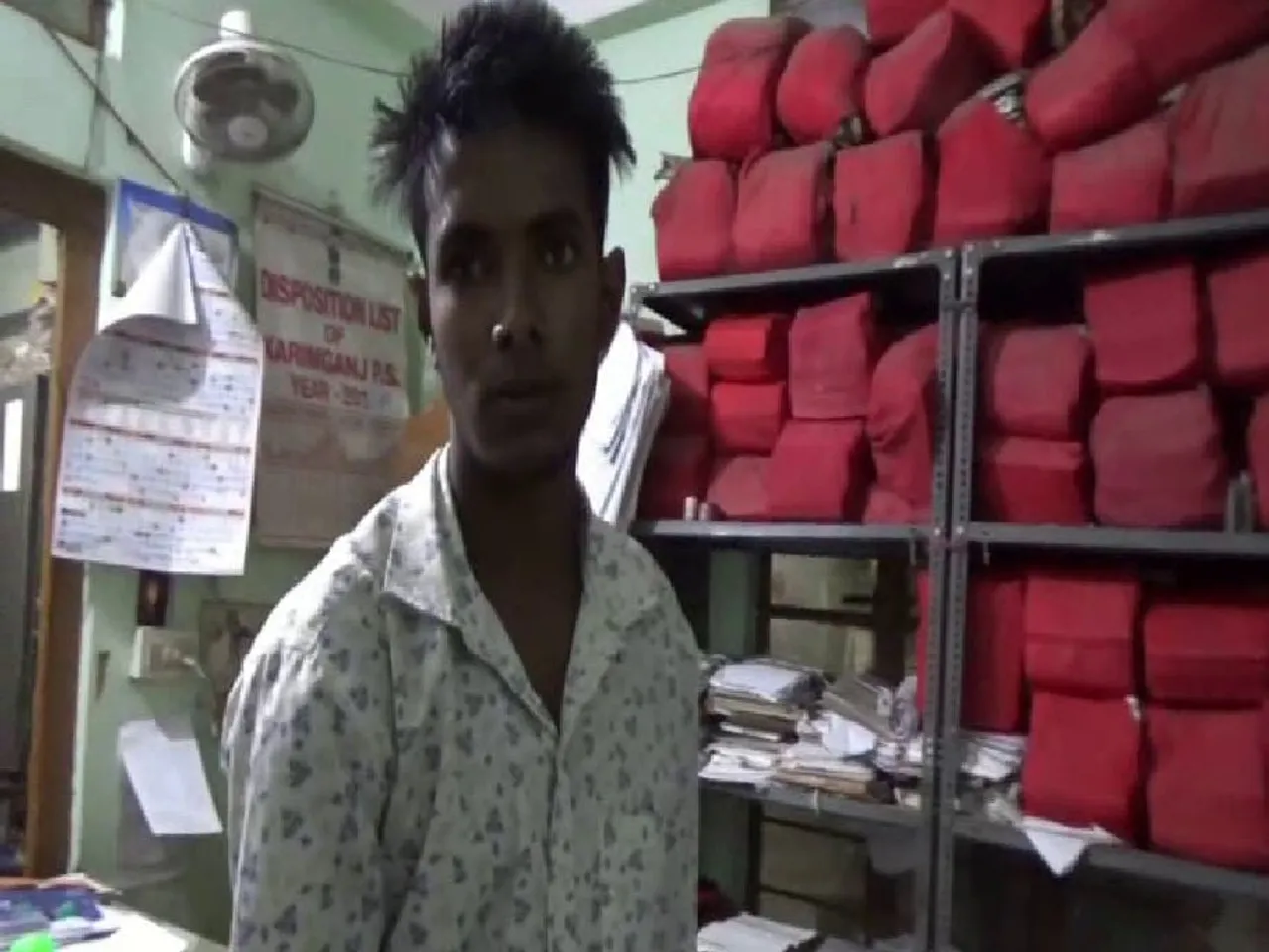 Bangladeshi citizen detained in Karimganj