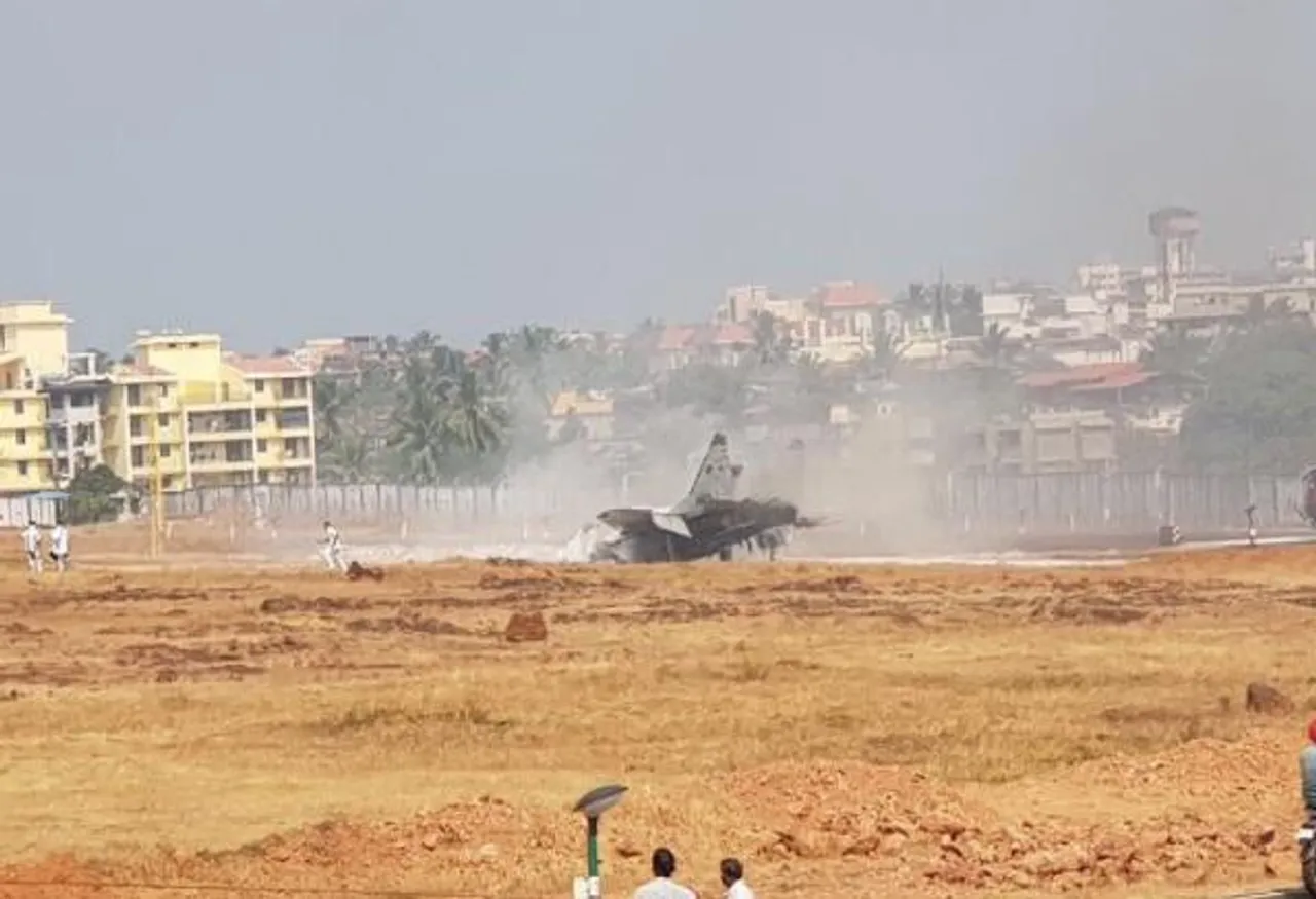Navy’s MiG-29K fighter jet crashes in Goa