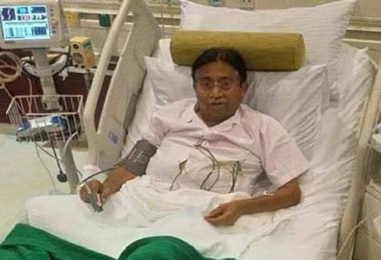 Ex Pak. President Musharraf admitted to hospital