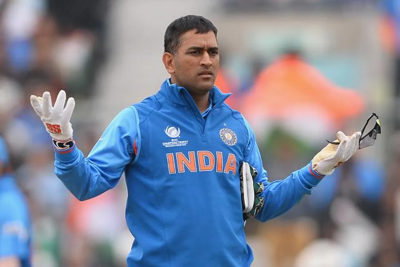 Dhoni dropped from BCCI contract list