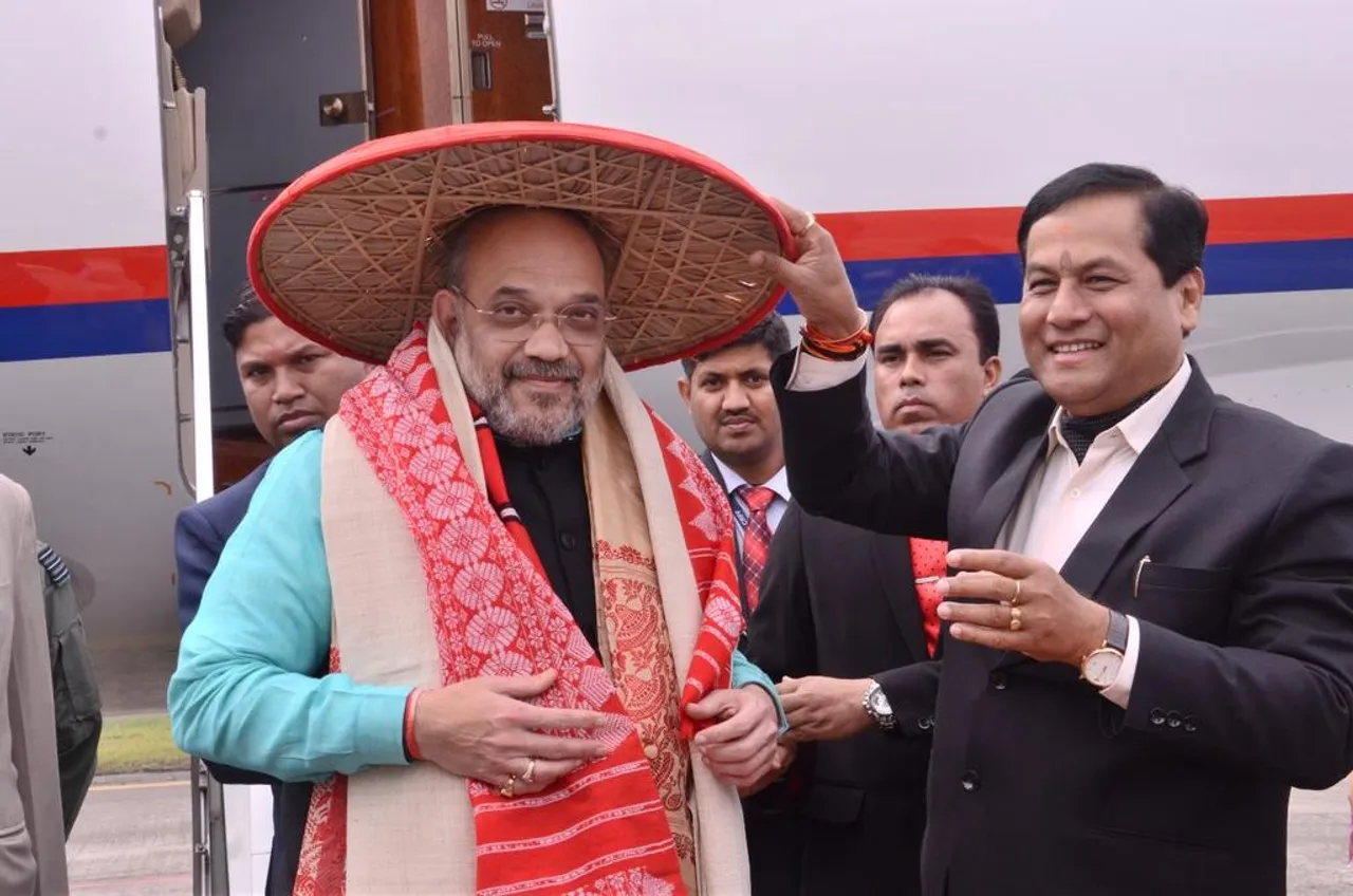 Sonowal welcomes Amit Shah to NE
