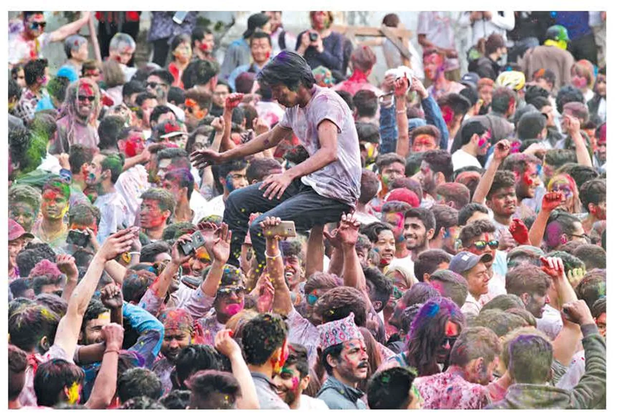 Coronavirus scare dampens Holi mood