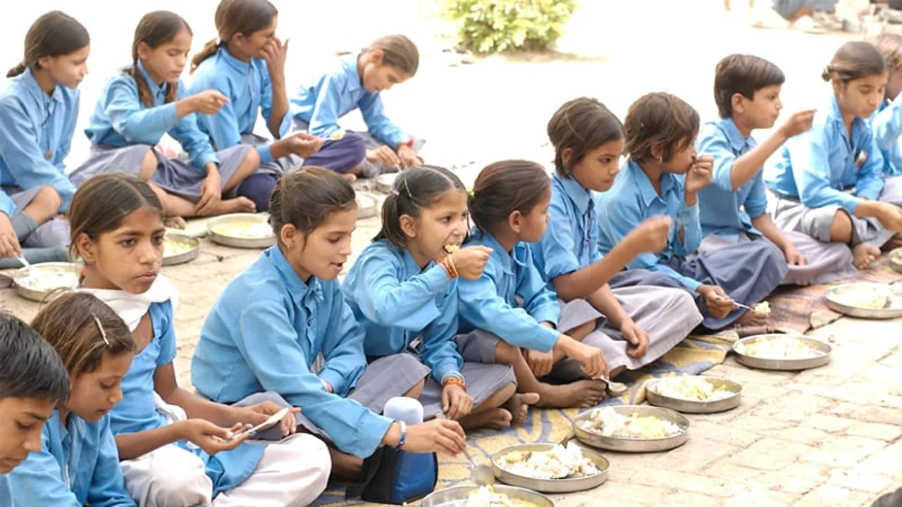 Massive Anomalies Reported in Midday Meal Workers Association